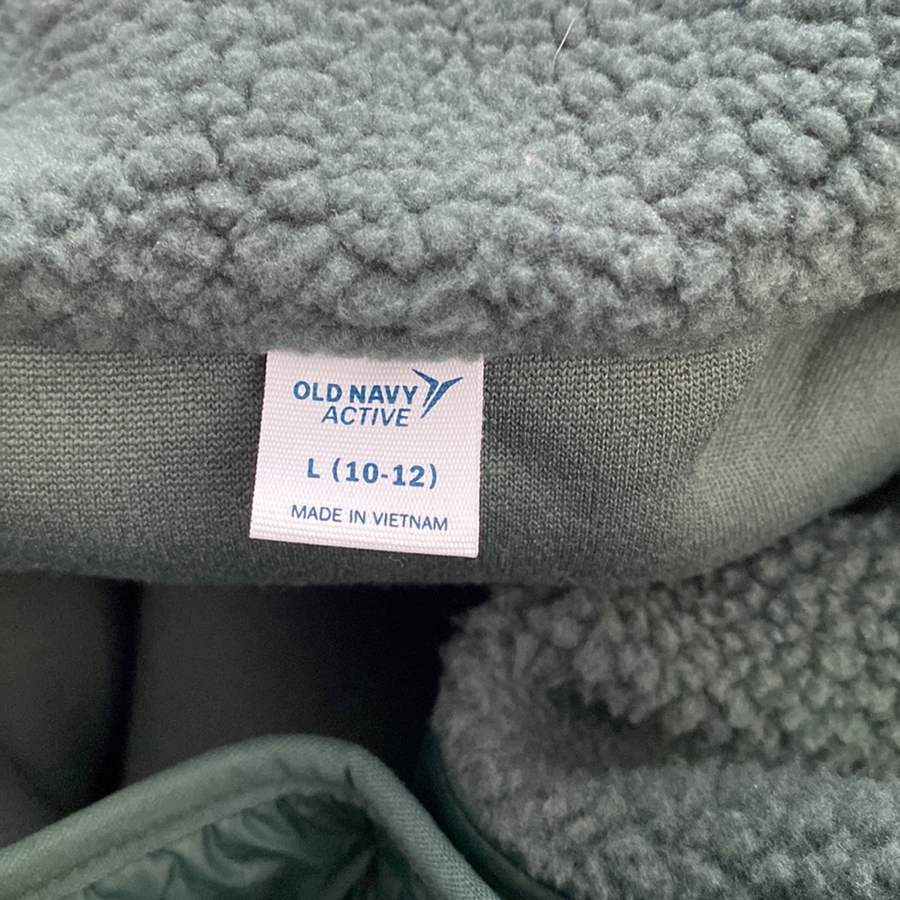 Green button up jacket - Picture 8 of 8